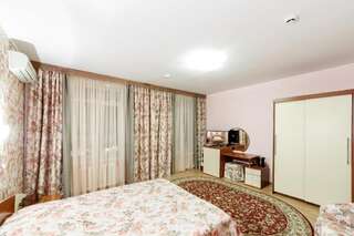 Гостиница Селигер Тверь Двухместный номер «Комфорт» с 1 кроватью или 2 отдельными кроватями-5