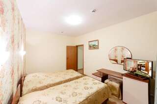 Гостиница Селигер Тверь Улучшенный двухместный номер с 1 кроватью или 2 отдельными кроватями-9